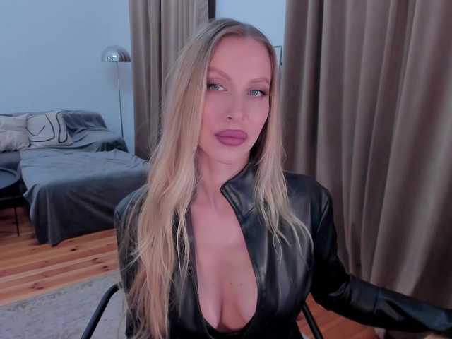 Photo 2 of ToxicBlonde
