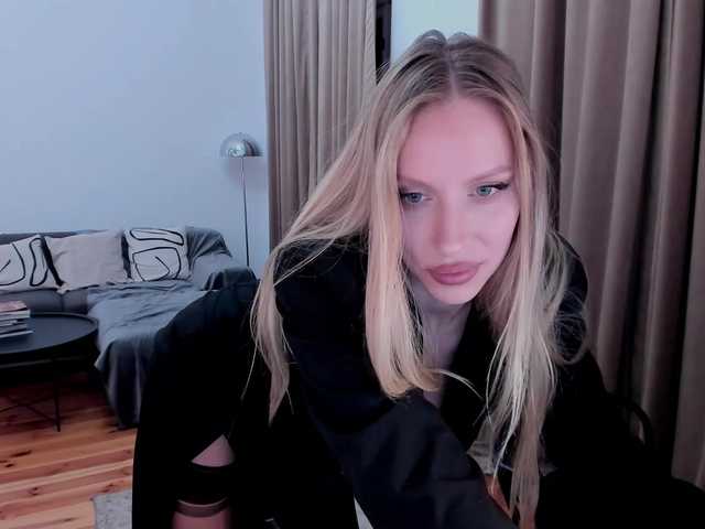 ToxicBlonde live cam on BongaCams