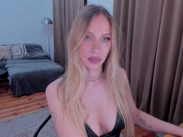 ToxicBlonde live cam on BongaCams