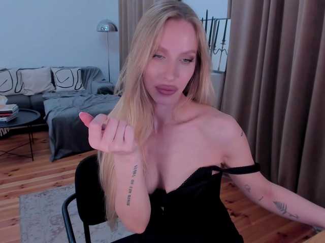 ToxicBlonde live cam on BongaCams