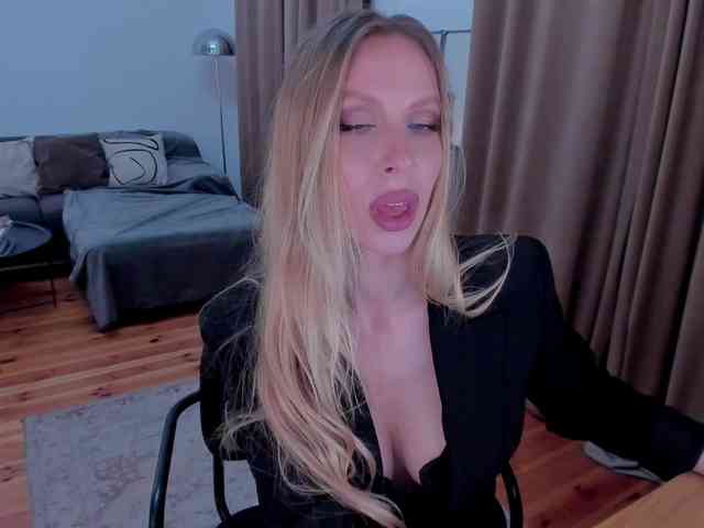 ToxicBlonde