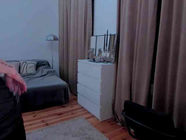 ToxicBlonde webcam