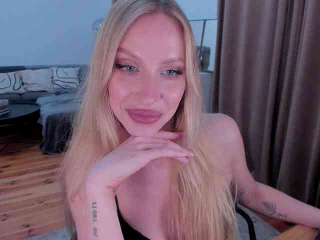ToxicBlonde Sex Cam Show