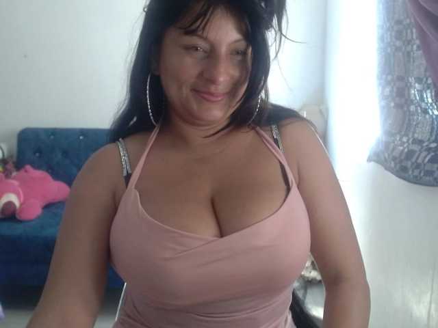 Aldedo17lawuaifu live cam on BongaCams