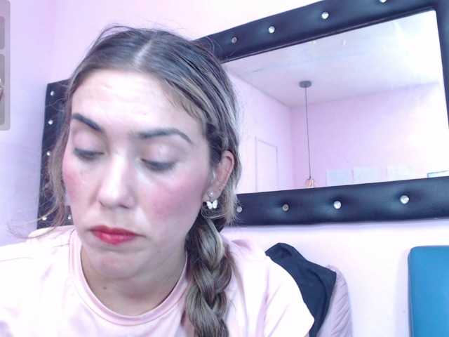 cintia7cute live cam on BongaCams