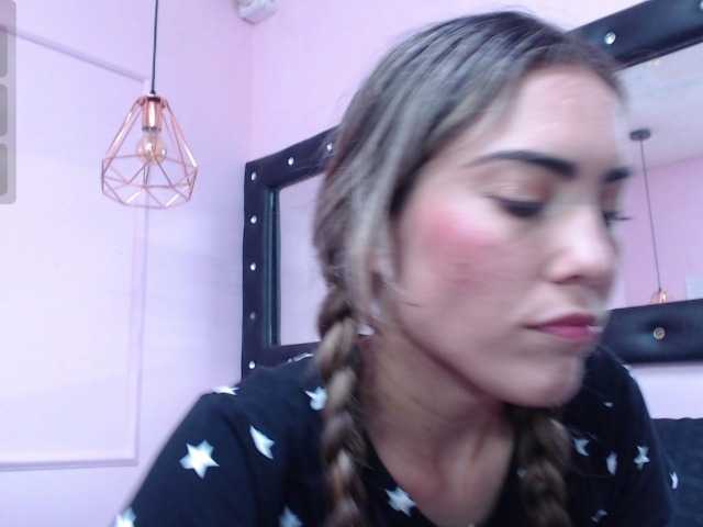 cintia7cute live cam on BongaCams