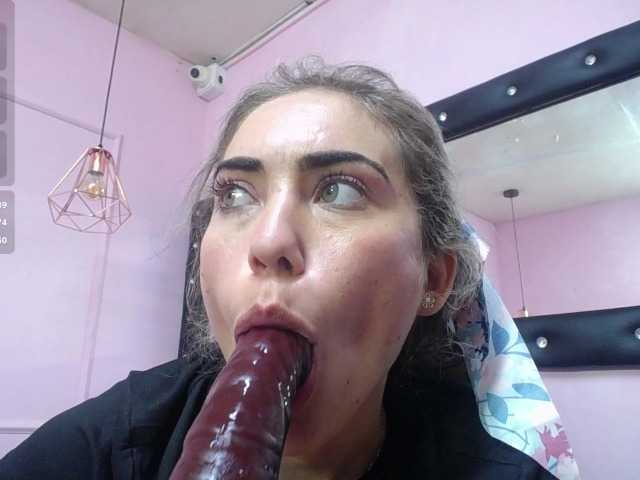cintia7cute live cam on BongaCams