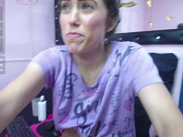cintia7cute live cam on BongaCams