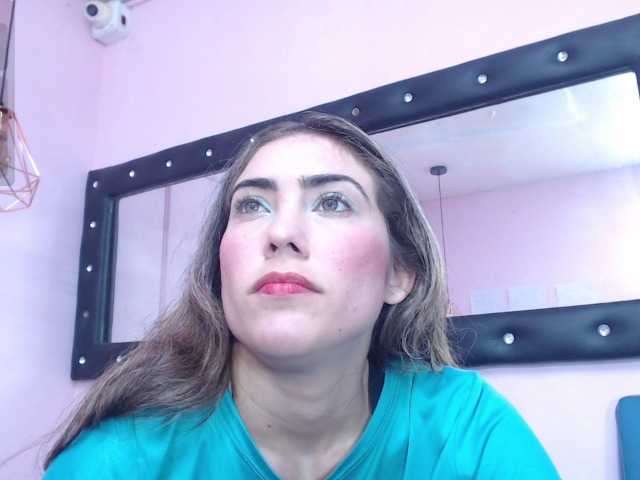 cintia7cute live cam on BongaCams