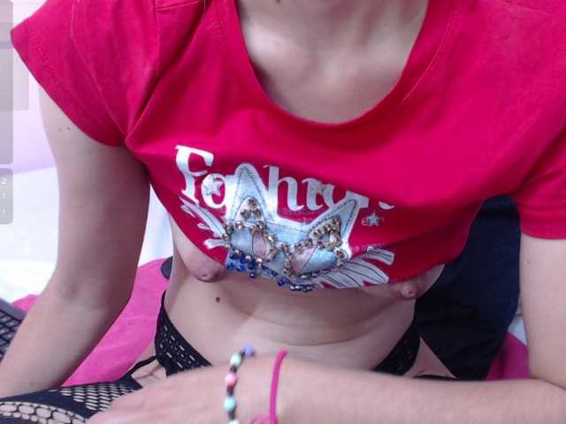 cintia7cute live cam on BongaCams