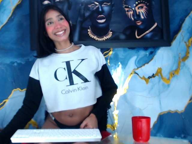 ValeriaKat live webcam show