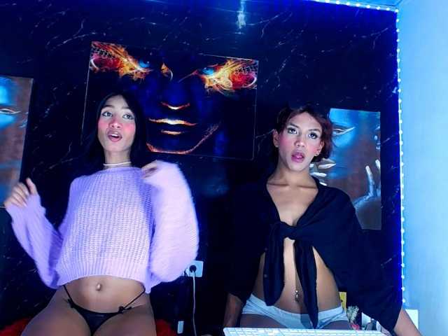 LuxuryQueens1 live webcam show