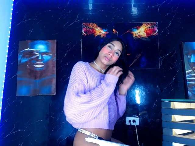 ValeriaKat live webcam show