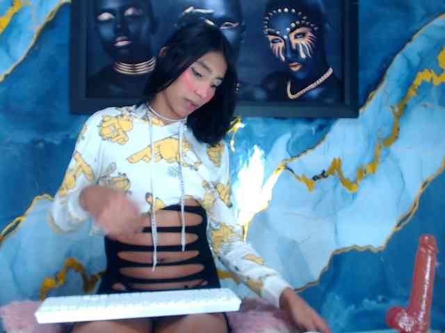 Kendall18 Live Webcam on BongaCams