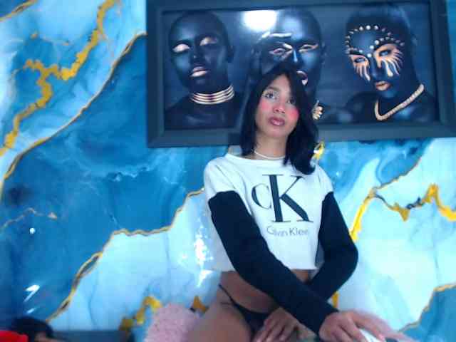 Kendall18 Live Webcam on BongaCams