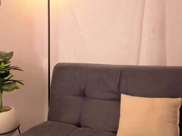 Elly-g live cam on BongaCams