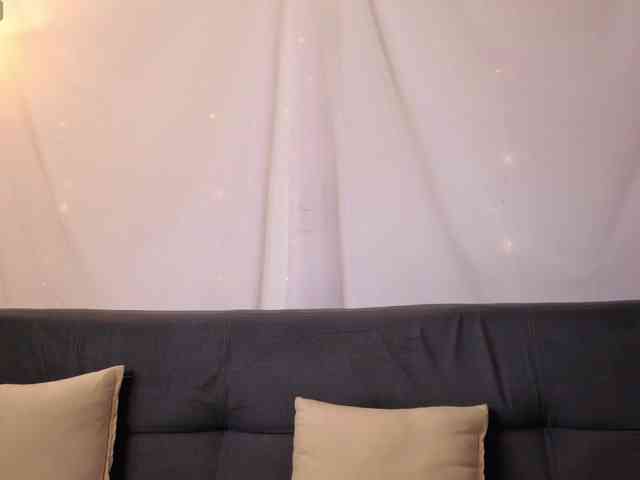 Elly-g webcam