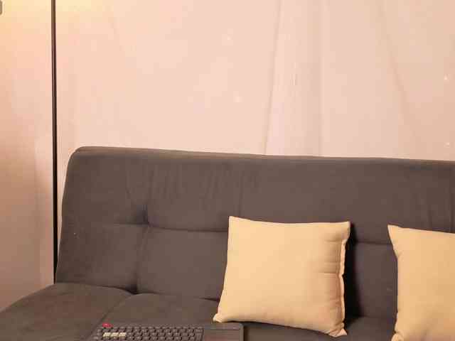 Elly-g webcam