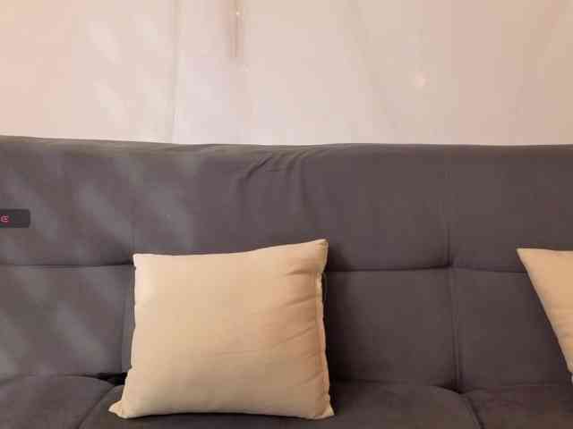 Elly-g webcam