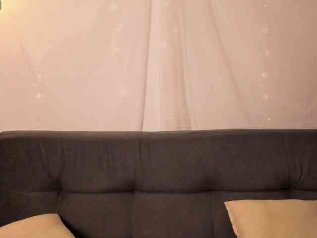 Elly-g webcam