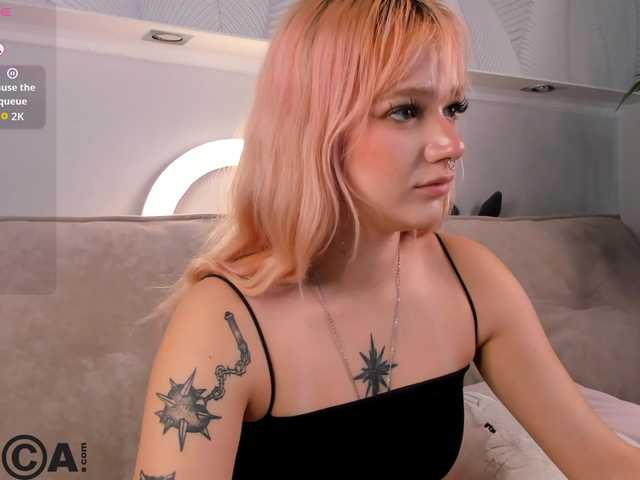Molly-Platt live cam on BongaCams