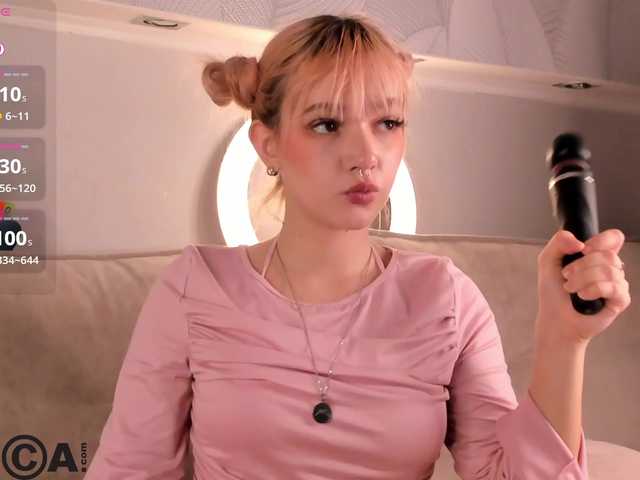Molly-Platt live cam on BongaCams