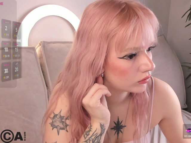 Molly-Platt live cam on BongaCams