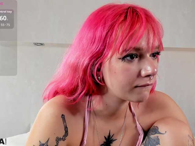 Molly-Platt live cam on BongaCams