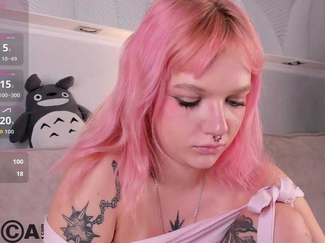 Molly-Platt live cam on BongaCams