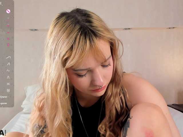 Molly-Platt live cam on BongaCams