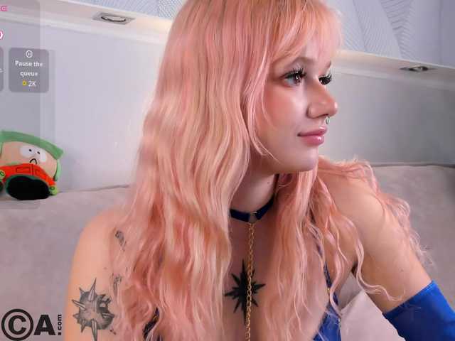 Molly-Platt live cam on BongaCams
