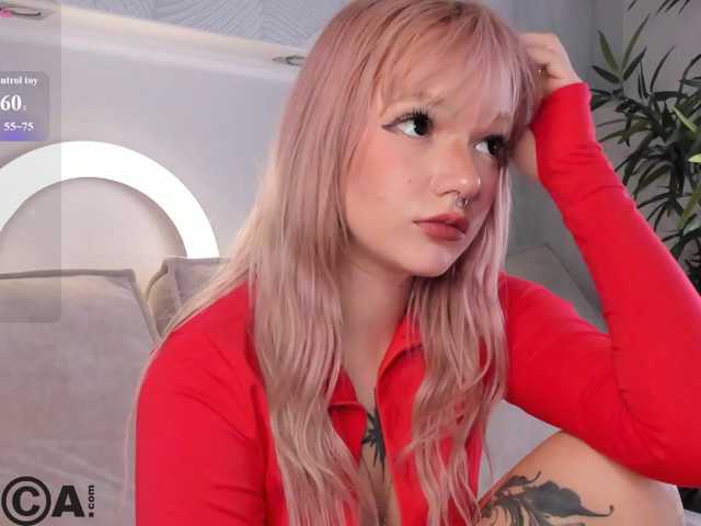 Molly-Platt live cam on BongaCams