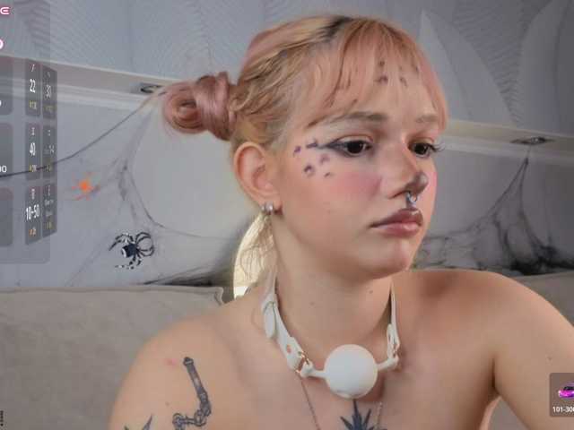 Molly-Platt live cam on BongaCams