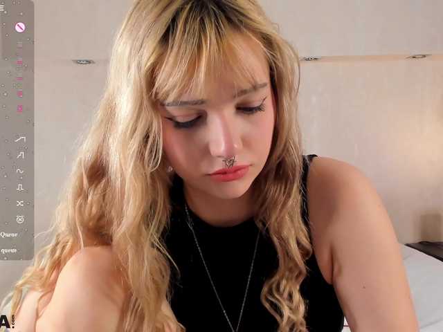 Molly-Platt live cam on BongaCams
