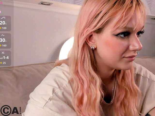 Molly-Platt live cam on BongaCams