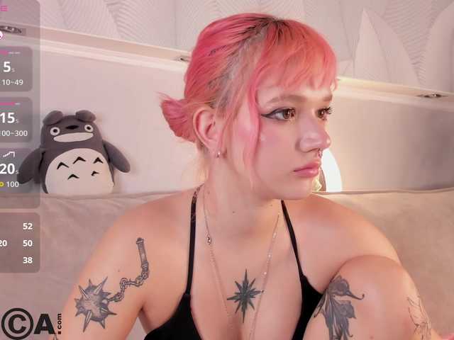 Molly-Platt live cam on BongaCams