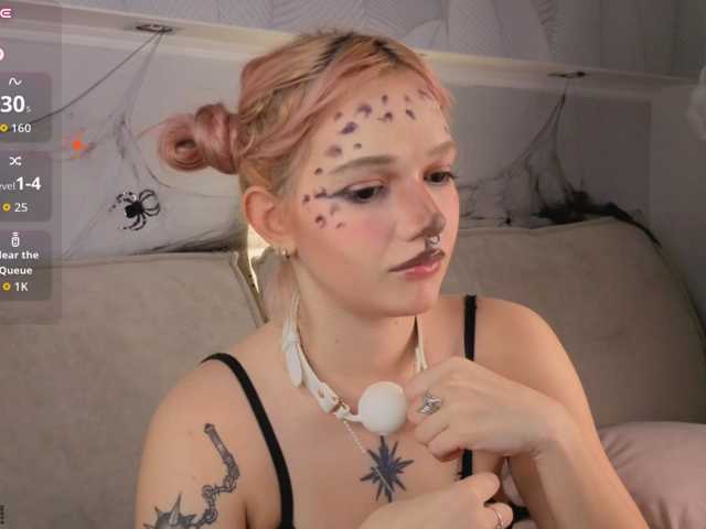 Molly-Platt live cam on BongaCams