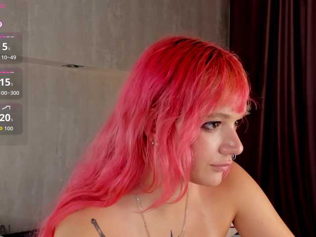 Molly-Platt live cam on BongaCams