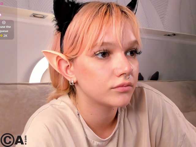 Molly-Platt live cam on BongaCams