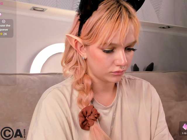 Molly-Platt live cam on BongaCams
