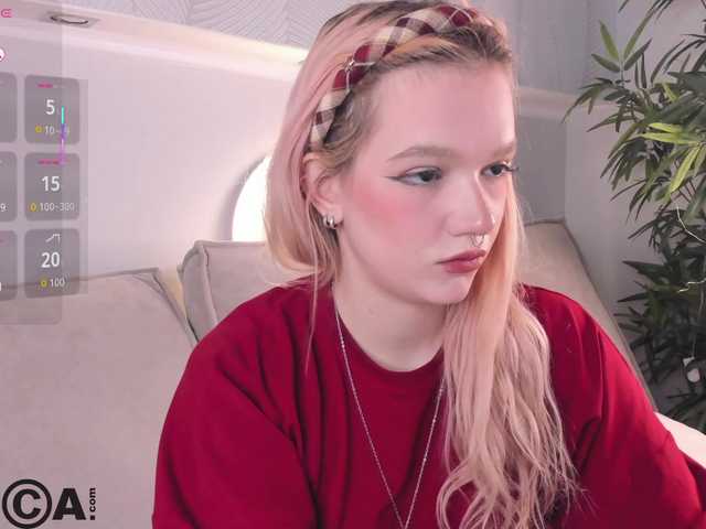 Molly-Platt live cam on BongaCams