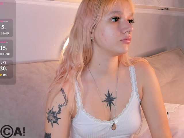 Molly-Platt live cam on BongaCams