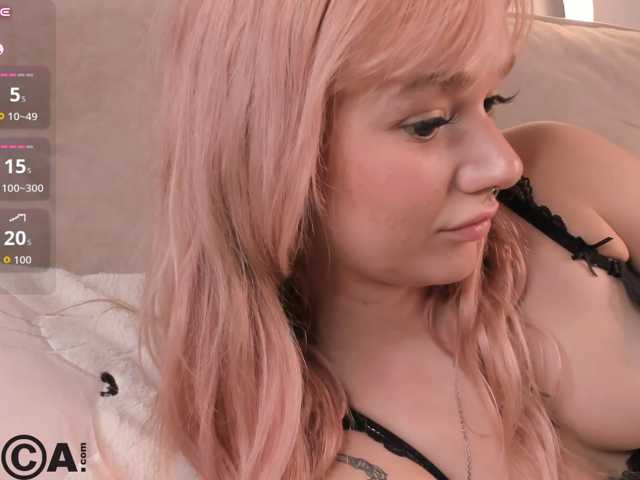 Molly-Platt live cam on BongaCams