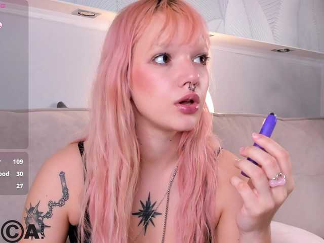 Molly-Platt live cam on BongaCams
