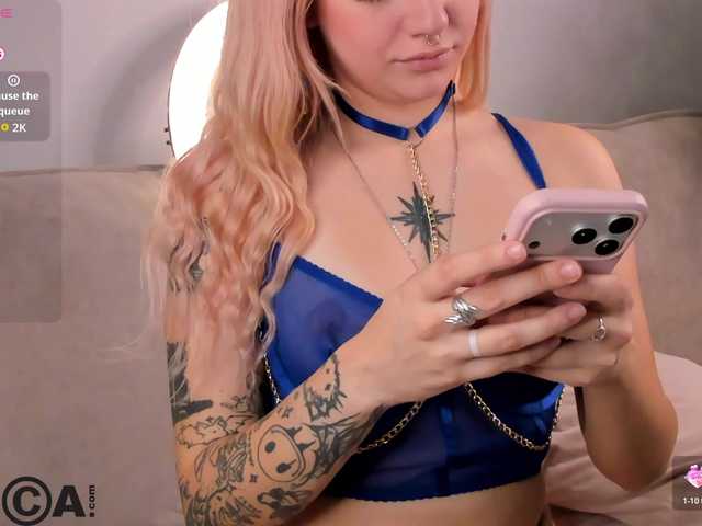 Molly-Platt live cam on BongaCams