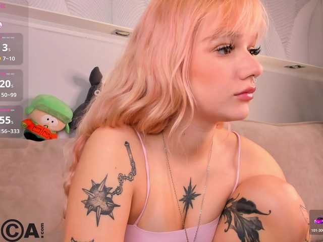 Molly-Platt live cam on BongaCams