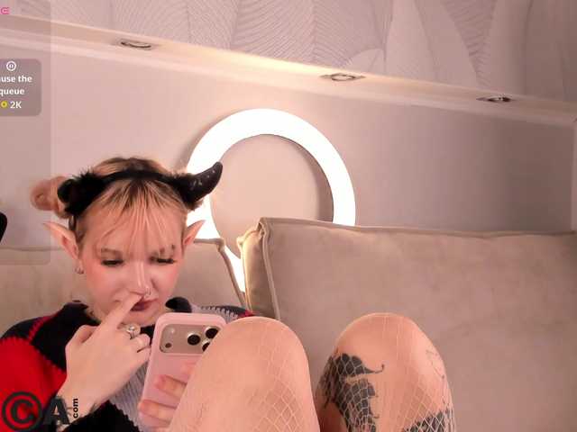 Molly-Platt live cam on BongaCams