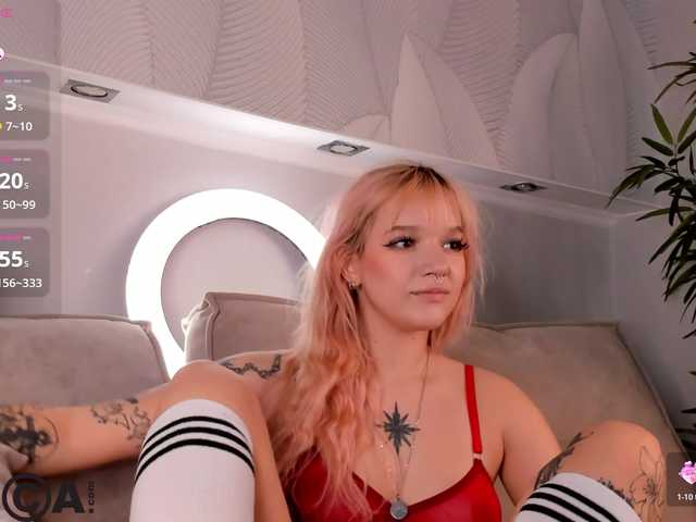 Molly-Platt live cam on BongaCams