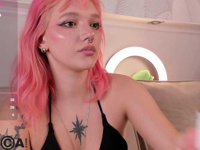Molly-Platt live cam on BongaCams