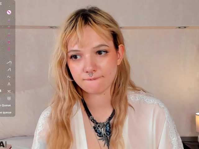 Molly-Platt live cam on BongaCams